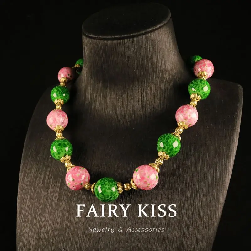 Simple Spring and Summer Temperament Wild Necklace Suit Pink and Green Frog Skin Glaze Exquisite High-Grade