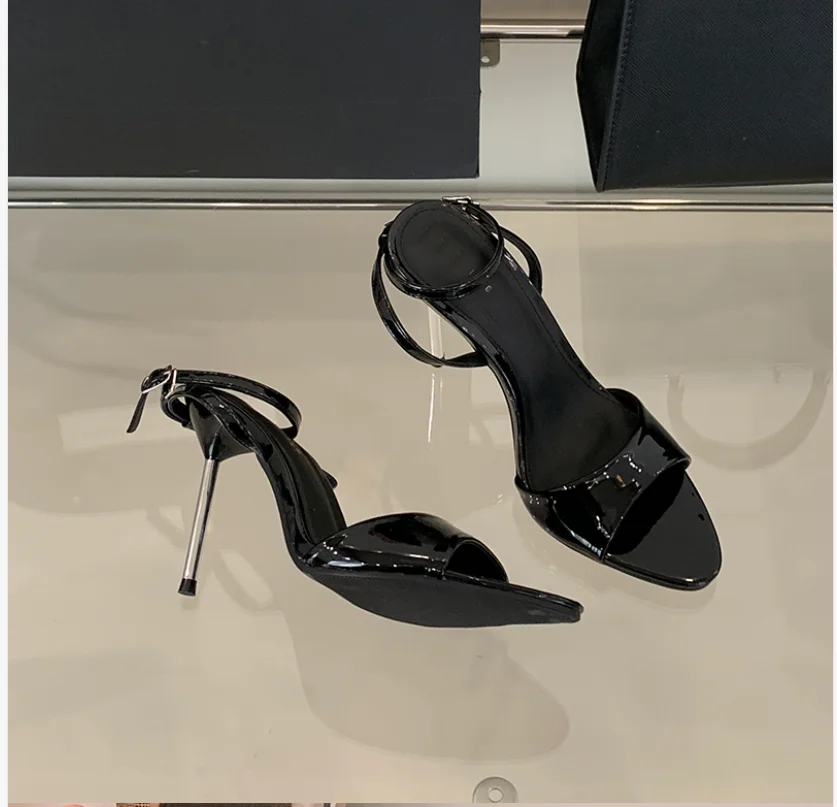 AIYKAZYSDL 2025 Sandali in den - Court Heel Pointed recensione e prezzo