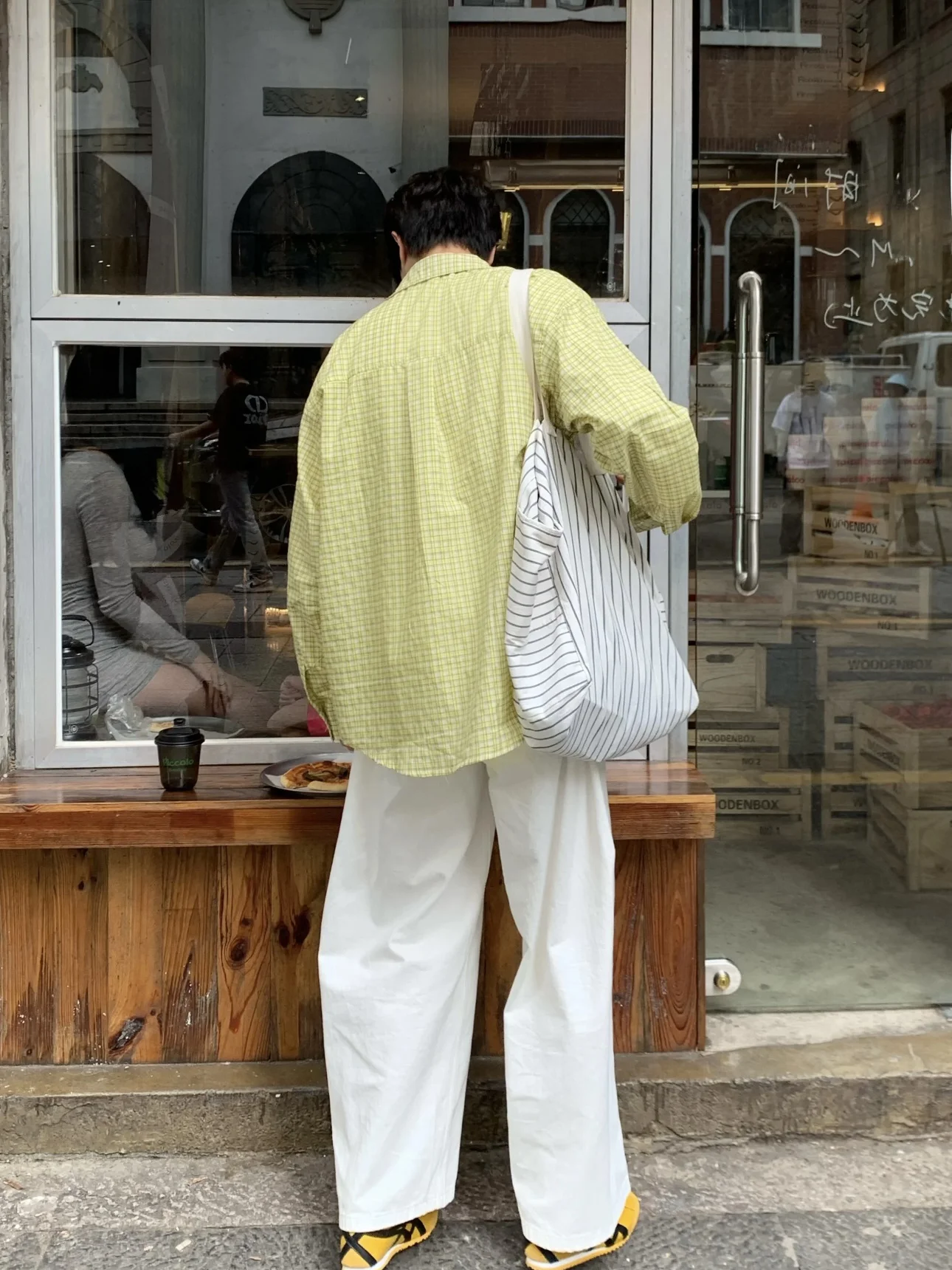 

Summer Fre Yellow Plaid Lazy Long Sve Men's Casual Loose All-Match Sunscreen irt Coat Couple's Faionable Cheered