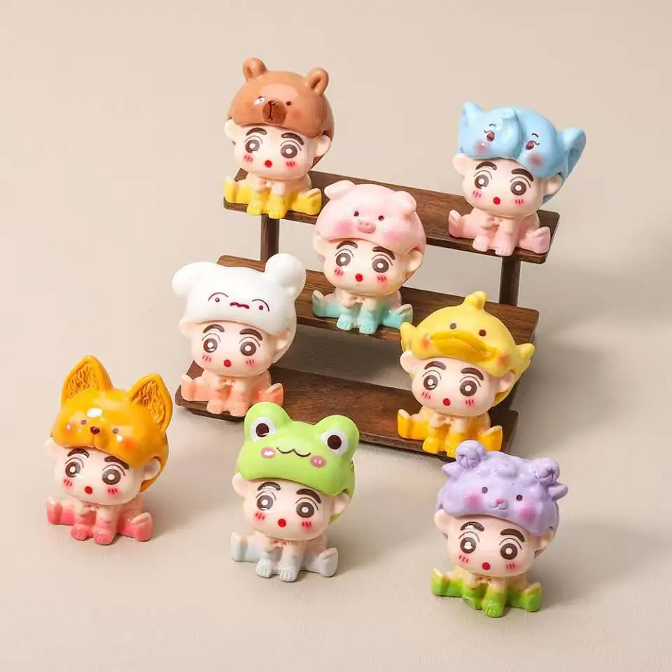 

8Pcs/Set Hat Cartoon Animal Crayon Shin-chan Cute Resin DIY Ornament Doll Desktop Small Ornament Toy Gift