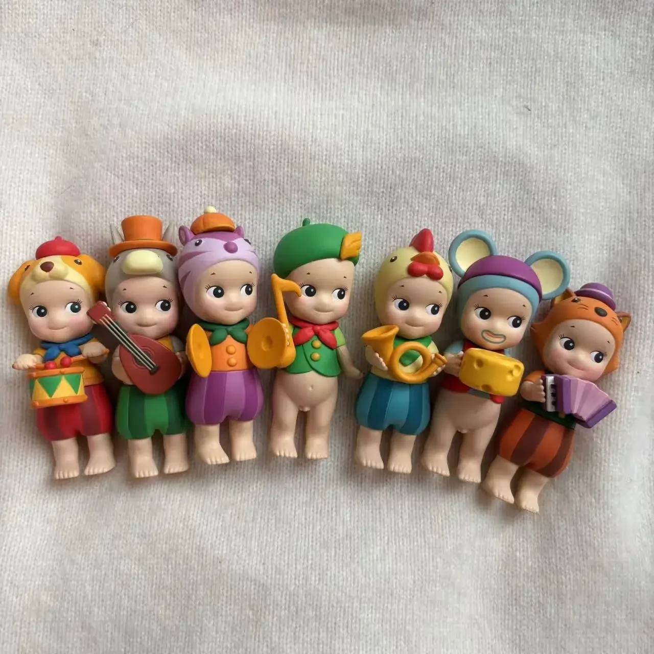 

Sonny Angel Town Musicians Series No box No bag Blind Box rooster cat dog donkey thief SAS65734