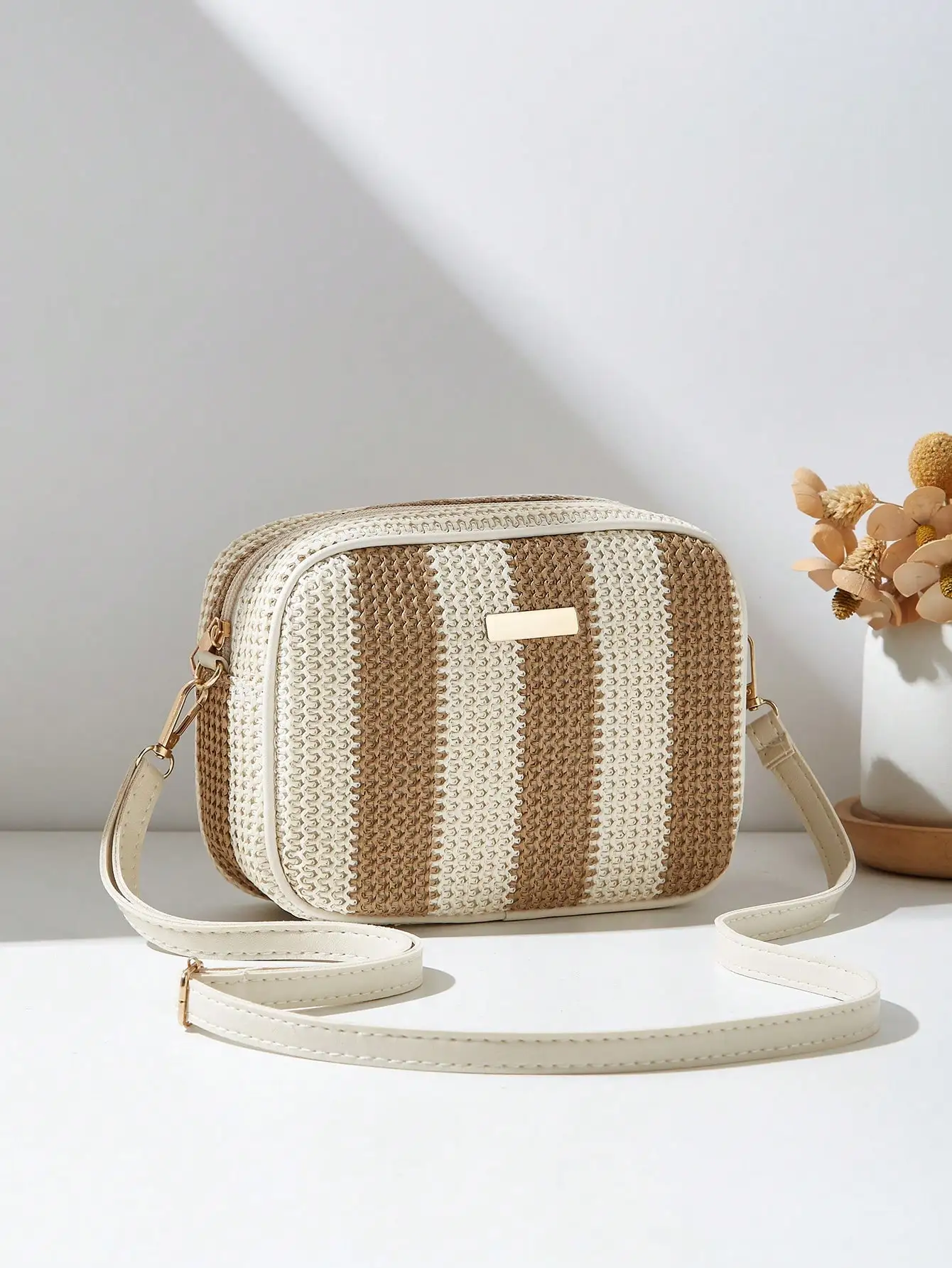 

Fashionable Woven Handbag Women's Shoulder Bag Crossbody Bag Small Square Bag Multi-Color, Woven Bag, Straw Bag , Beach ,Beach Bag