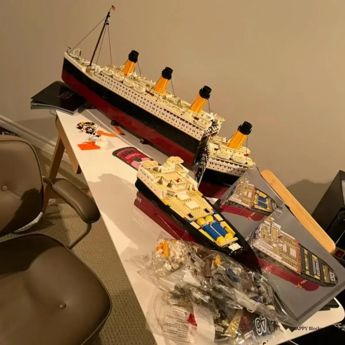 Nuevo 9090 Uds Titanic gran crucero barco de vapor Compatible 10294 ladrillos bloques de construcción juguetes para niños regalos de navidad en Stock