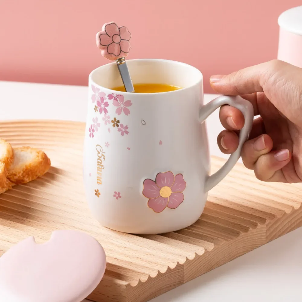 Relief Cherry Blossom Ceramic Mug With Lid Spoon Heat-resistant Mugs Milk Coffee Cup Couple Tea Juice Cups Drinkware