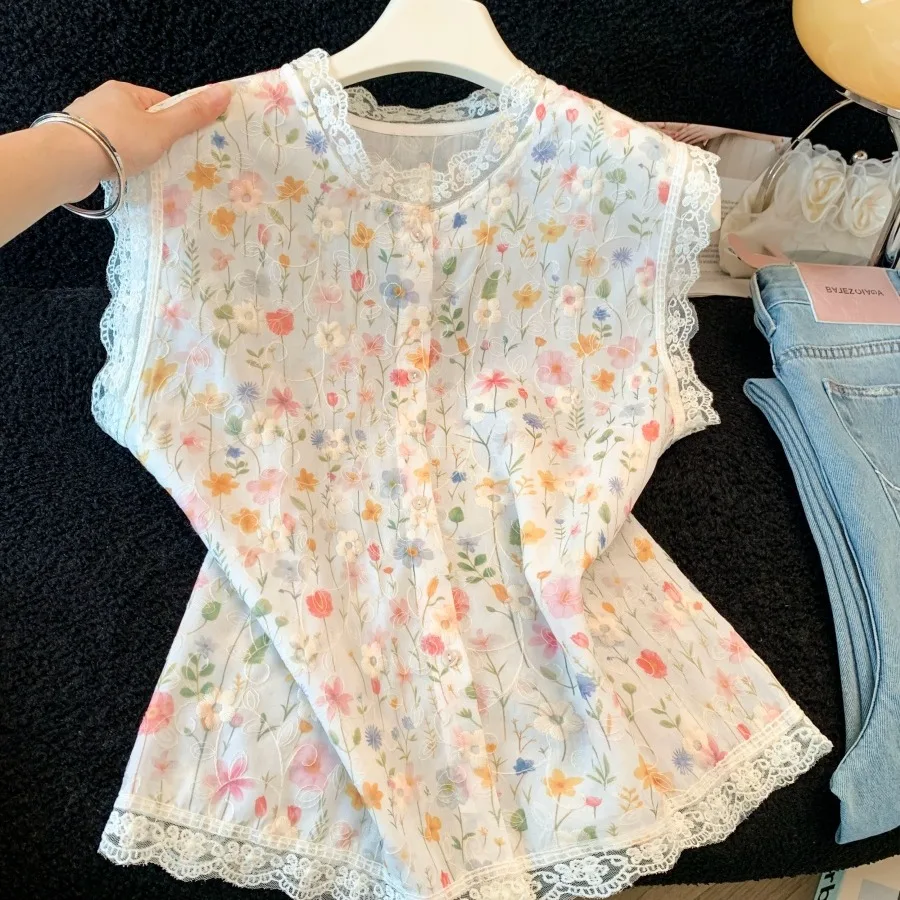 

Sweet Retro Lace Patchwork Embroidered Sleeveless Shirt Women's Loose Youthful Doll Top Summer Fashion Ladies' Premium Lace S...