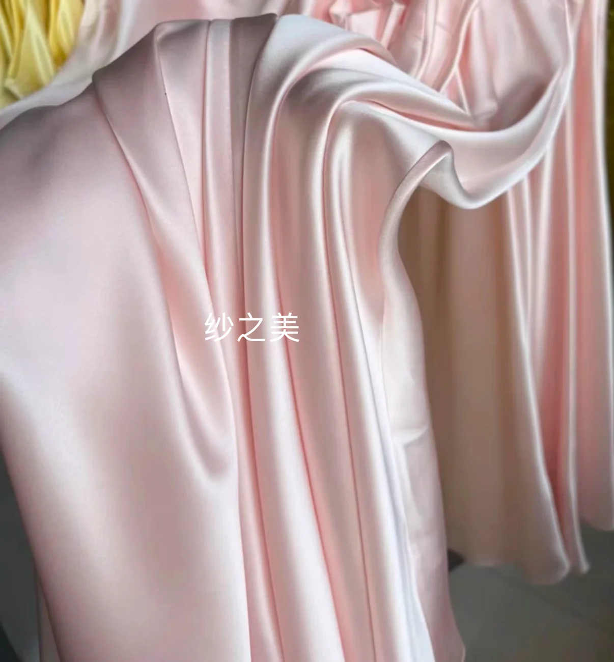 Pink Purple Champagne Pearlescent Satin Cloth Glossy Draping Fabric for Wedding Background Decoration Purdah Stage Layout Fabric