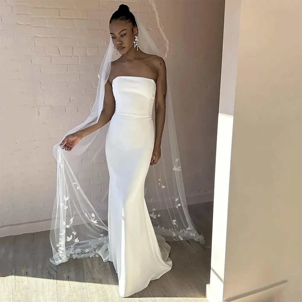 

Simple Wedding Party Dresses Customized Strapless Sleeveless Pleat Mermaid Sweep Train Bridal Gown with Veil Fornal Wedding