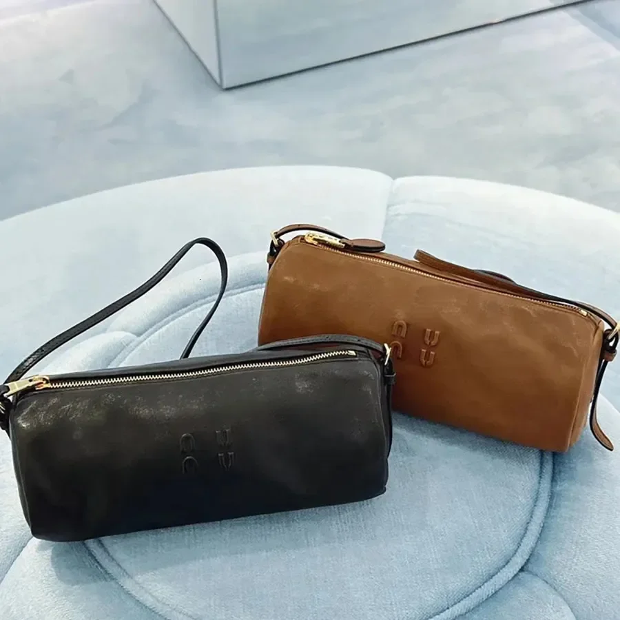 

Shoulder Bags Designer Fashion Women's 2025 Hobo Single Tote Pencil Underarm Bag Handle Retro Small Cylinder dew22