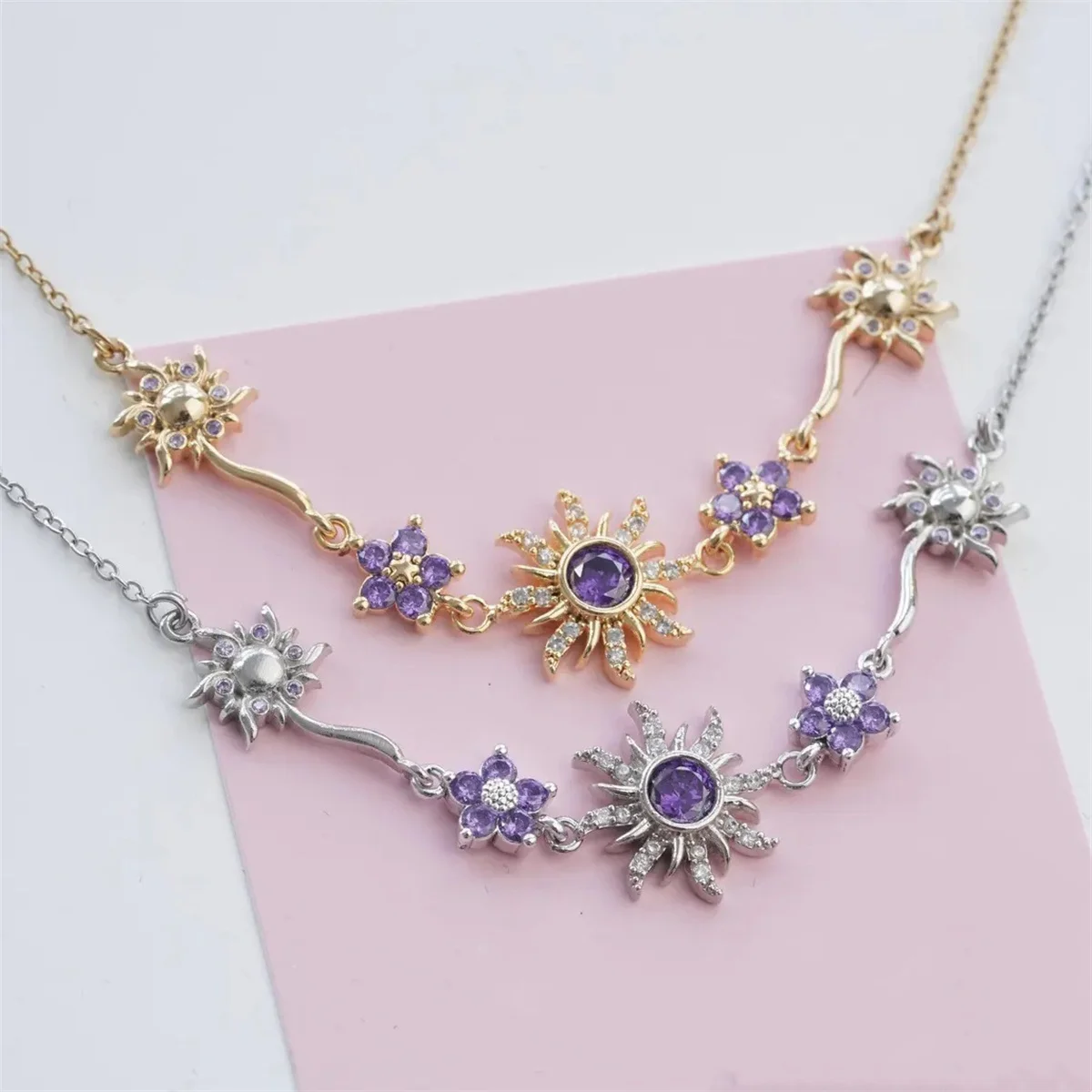 

Fresh and sweet purple sunflower princess, niche, light luxury, high-end women's necklace, gold-plated