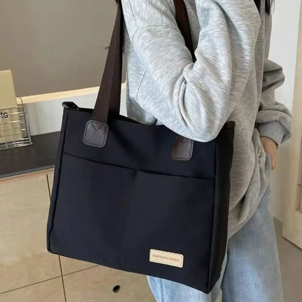 

Portable Multi-Pocket Tote Bag Thickened Polyester Travel Shoulder Bag Simple with Shoulder Strap Crossbody Bag School Use