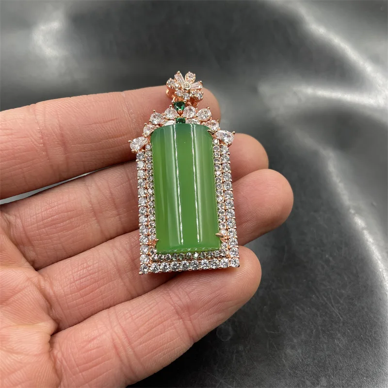 Inlaid Chalcedony Small Square Green Agate Tranquility and Peace Plate Pendant Sweater Chain