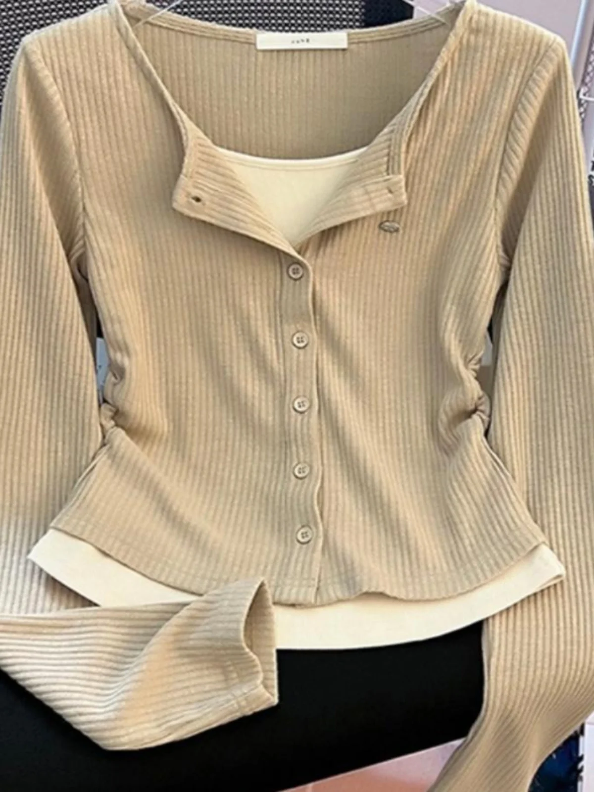 Camiseta ajustada de manga larga de diseño único para mujer, camiseta básica de talla grande para principios de otoño, Top coreano de punto