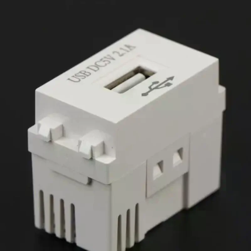 1Pcs 220V Socket 5V2.1A Mobile Phone Charging Panel USB Power Module 5V Transformer Charging Power Switching Adapter