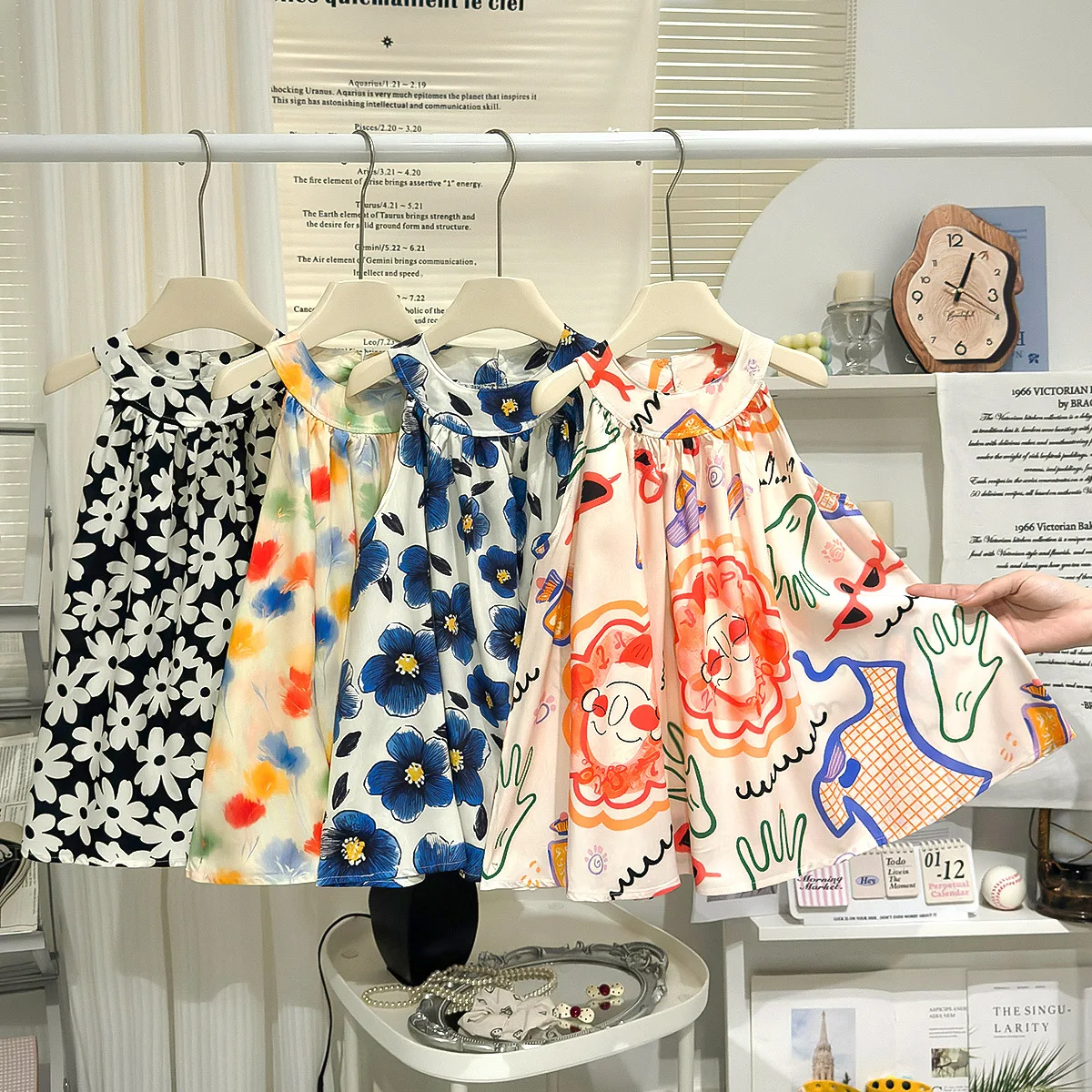 

Girls' Skirt Summer Korean Edition Girls' Mori Art Color Printing Large Sleeveless Vest Dress Children's