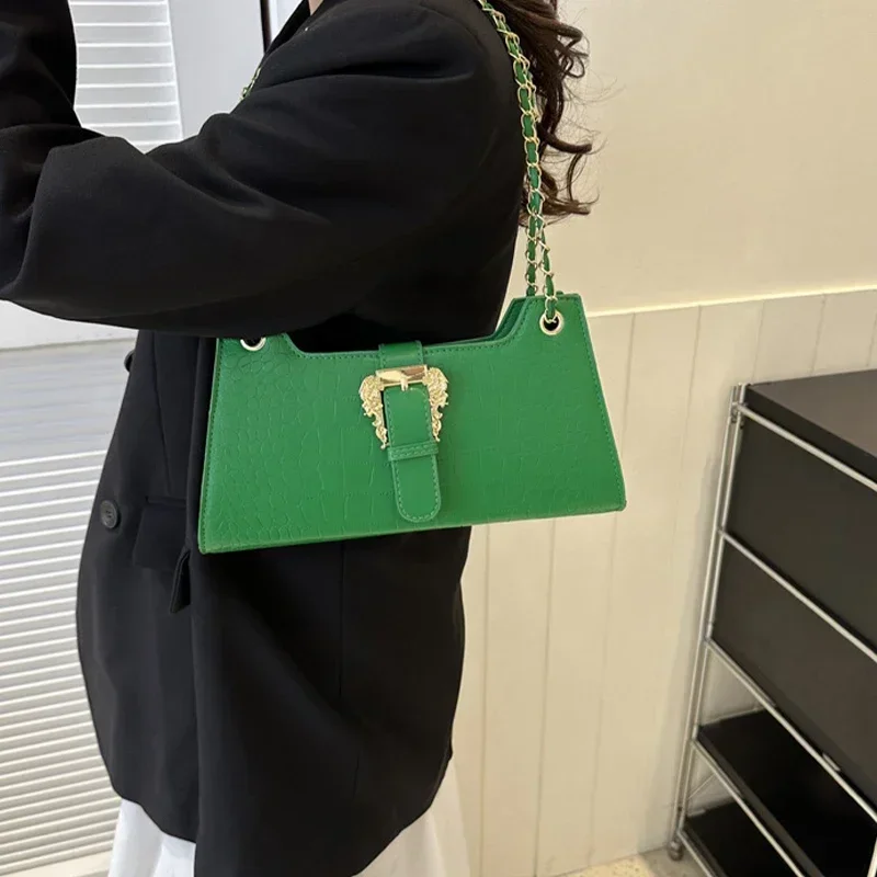 2024 Luxury Women\'s Chic Underarm Bags New Fashion Crocodile Pattern Chain Shoulder Bags Handbags Clutch Blue Green Armpit Bags