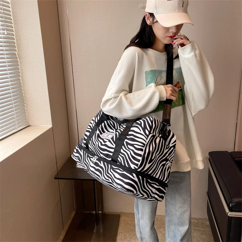 Bolsa de viagem com estampa zebra leopardo para mulheres, bolsa impermeável de tamanho grande, Weekend Duffle Bag, bagagem fitness, separação seca e úmida