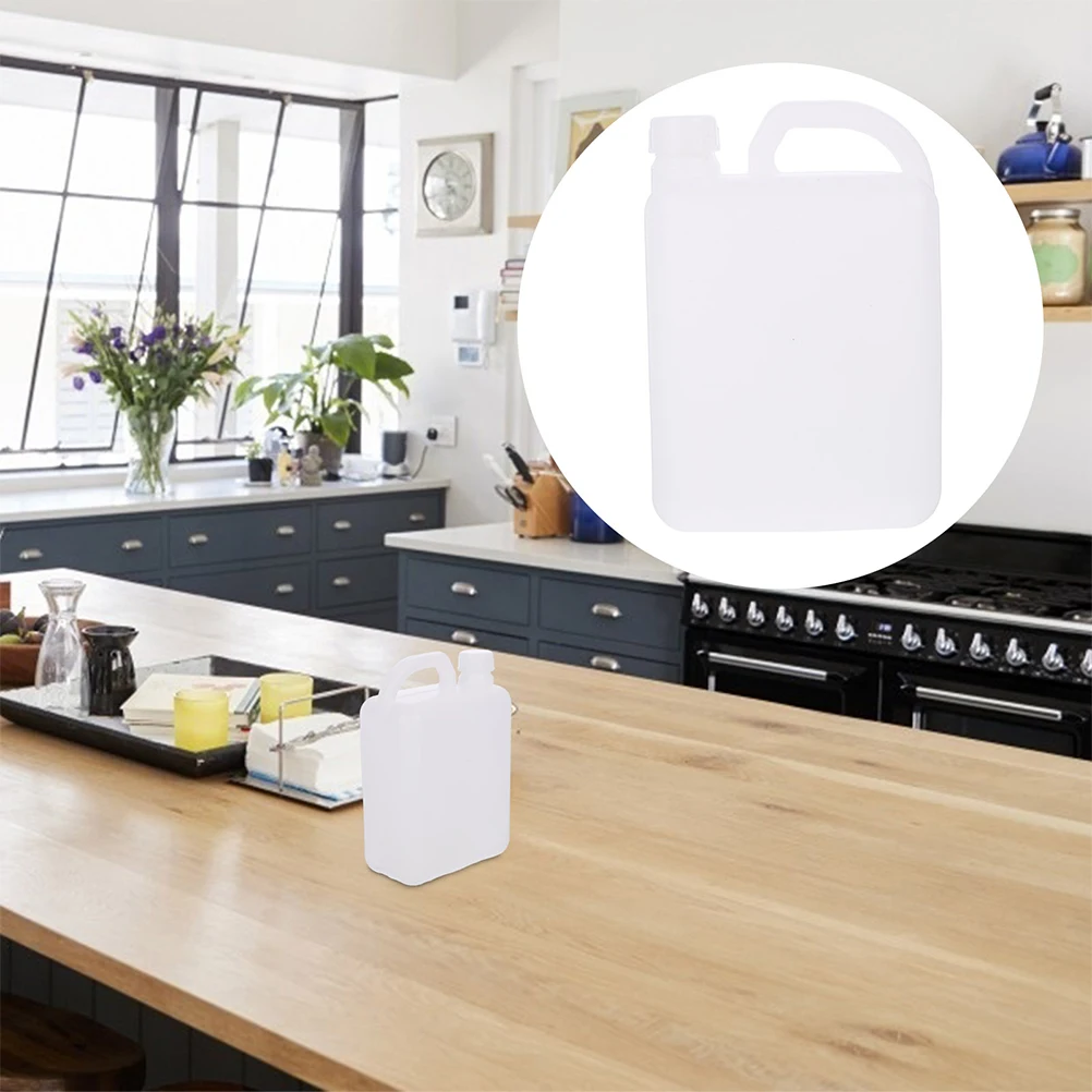 

2pcs Plastic Flat Bottle 1L White Empty Gallon Jug Lightweight for Water Oil Glue Samples Storage Container Lab