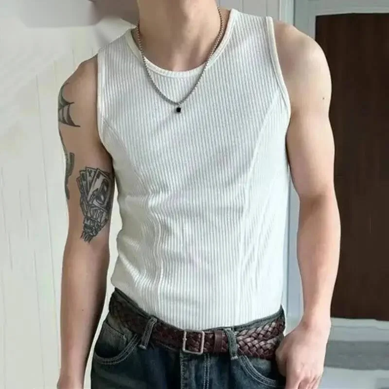 Korean Style Men's Tank Tops New Round Collar Sleeveless Solid Color Casual Tees Pullover Male Vests Summer Simple 9WOW7I