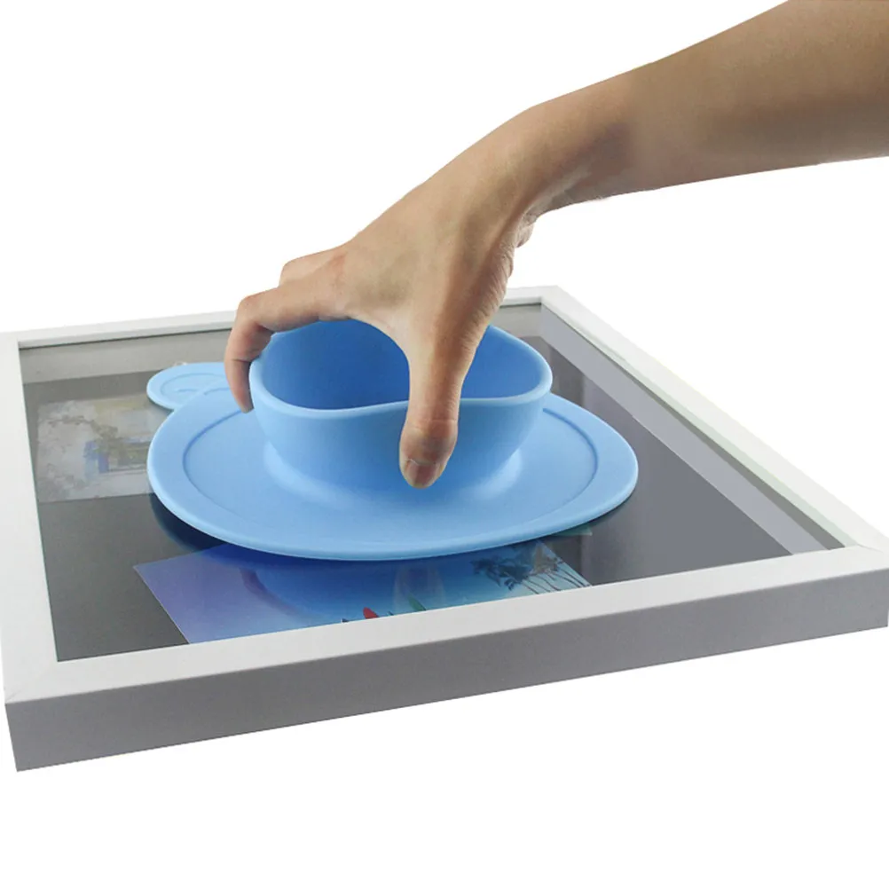

Silicone Non-Slip Plate Bowl Blue Suction Cups Bear Shape Placemat Flexible Food-Grade Safe for Travel Camping