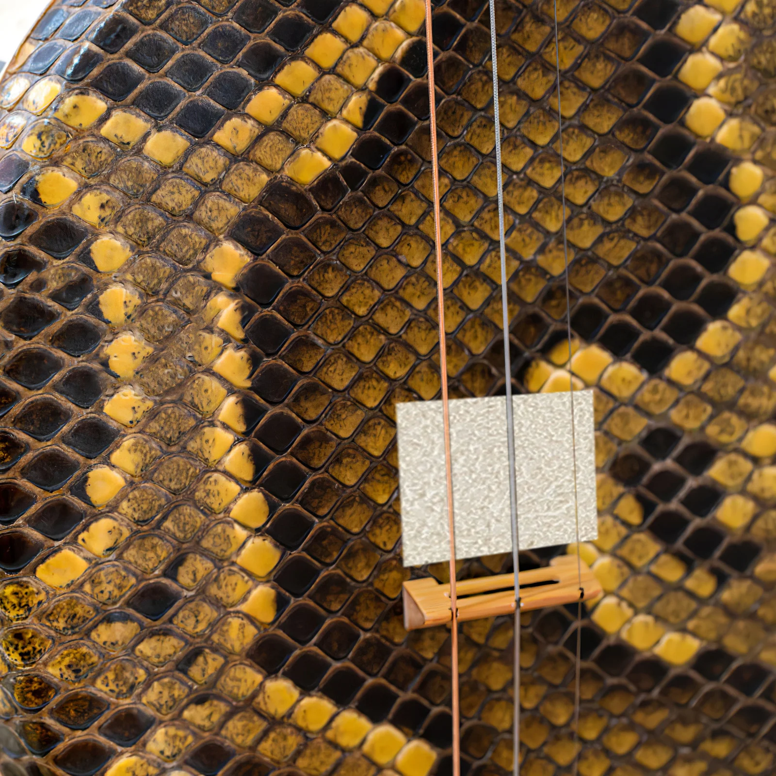 

4Pcs Erhu Practice Mute Pad Suede Material Sound Dampening for Quiet Playing Adjustable Fit Lightweight Portable Durability