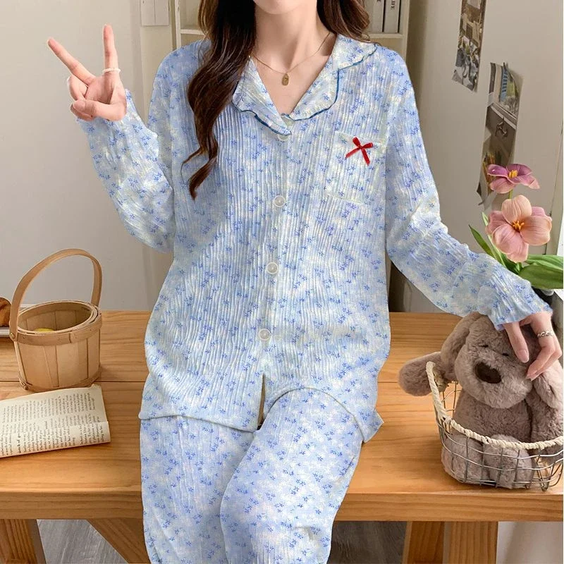 

Свежие синие кружевные женские пижамы с цветочным принтом, романтическая эстетика, модная домашняя одежда, новинка 2025, молочные шелковые тканевые пижамы с морщинами