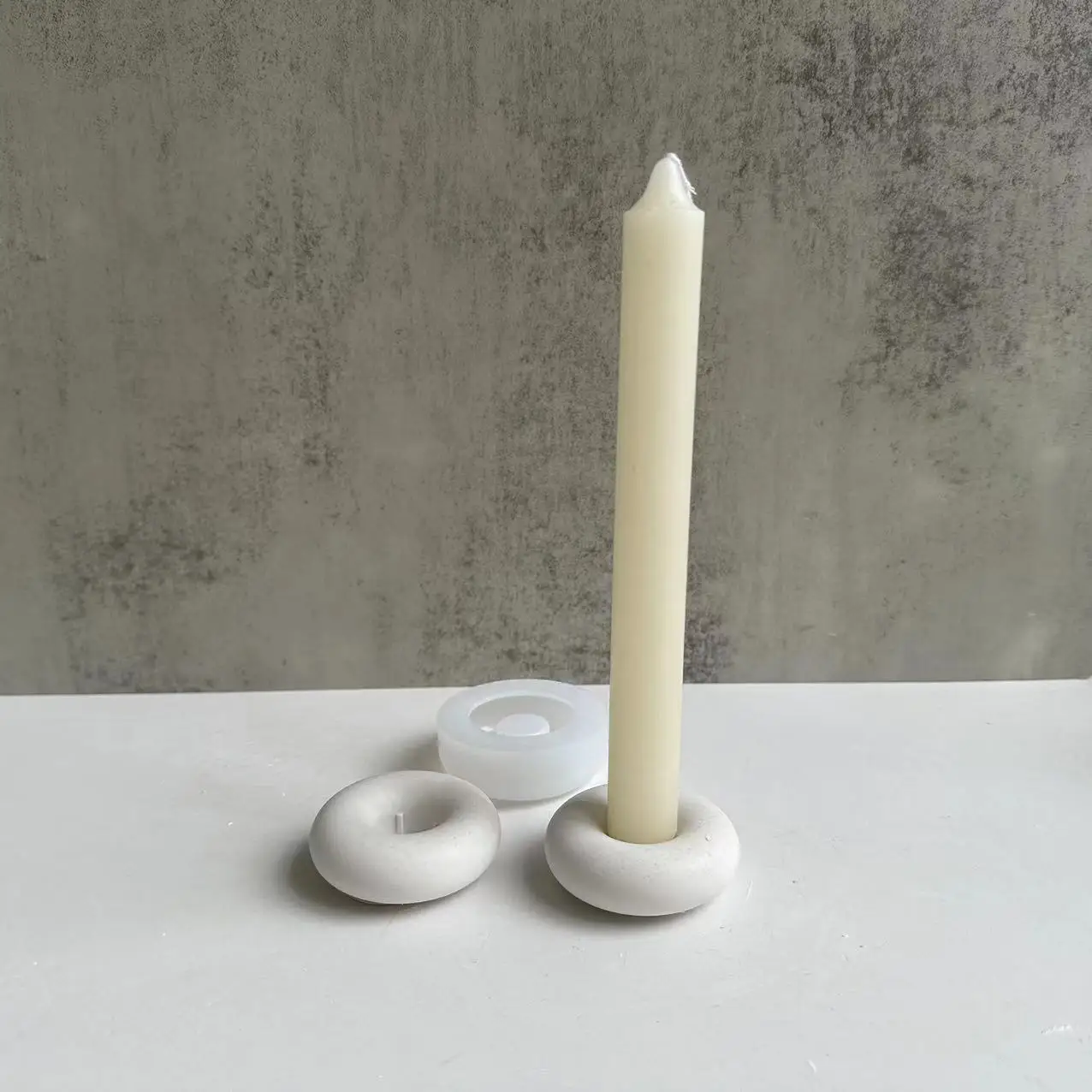 Donuts Candlesticks Silicone Molds for European Long Candle Holder Aromatherapy Plaster Mold Epoxy Resin Cement Plaster Mould