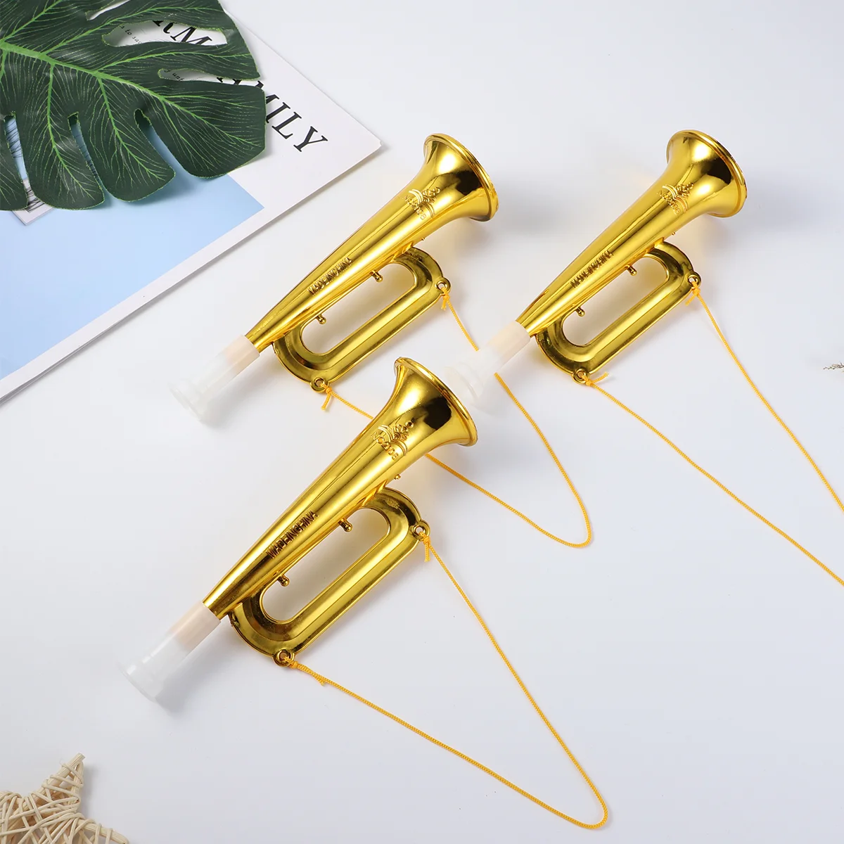 TOYMYTOY 12pcs Plastic Trumpet Noise Maker Kids Toys Cheerleader Football Match Cheering Props Birthday Party Favor Gift (Golden