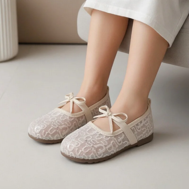 

Детские дышащие туфли с сетчатыми вставками для девочек, модные туфли-принцессы с бантом, новые мягкие сандалии на весну-лето