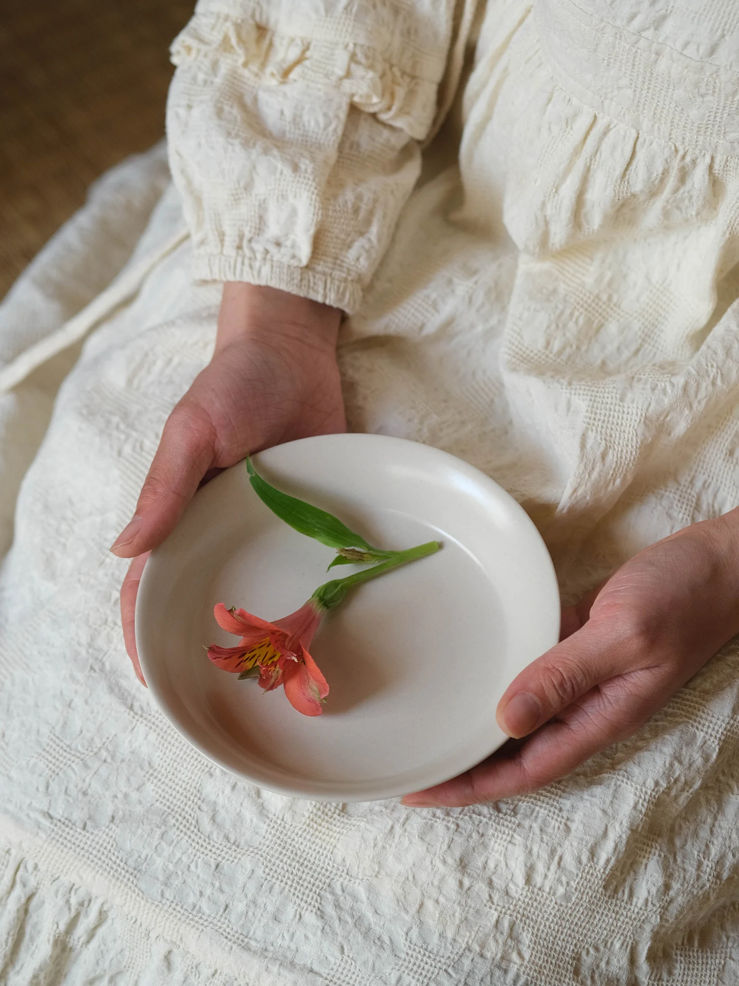 

Поднос для чая Yetao Varle Constant Waist Pot A Tray Cerc с минеральной поверхностью и узором в виде игл, китайская посуда для сервировки стола
