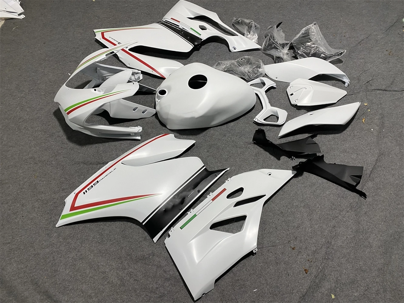 Motorcycle Fairing Kit fits Ducati 1199 2012 2013 2014 2015 899 12 13 14 15 year body fairing Red white green matte motorcycle