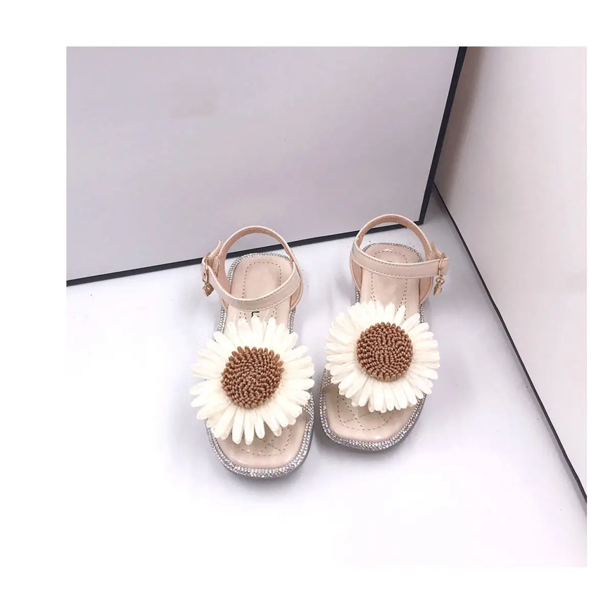 

2 шт. Декоративные нашивки-цветы из нетканого материала премиум-класса для рукоделия, винтажные, в деревенском стиле, для обуви, головных уборов, одежды, для вечеринок и свадеб