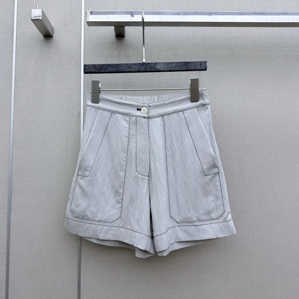 

High-quality 2026 new women's casual shorts, with a relaxed and simple design, suitable for summer wear xy2642373