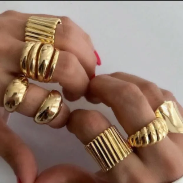 

Новый набор из 8 модных украшений: гладкие кольца из сплава с нерегулярным геометрическим дизайном, без бренда