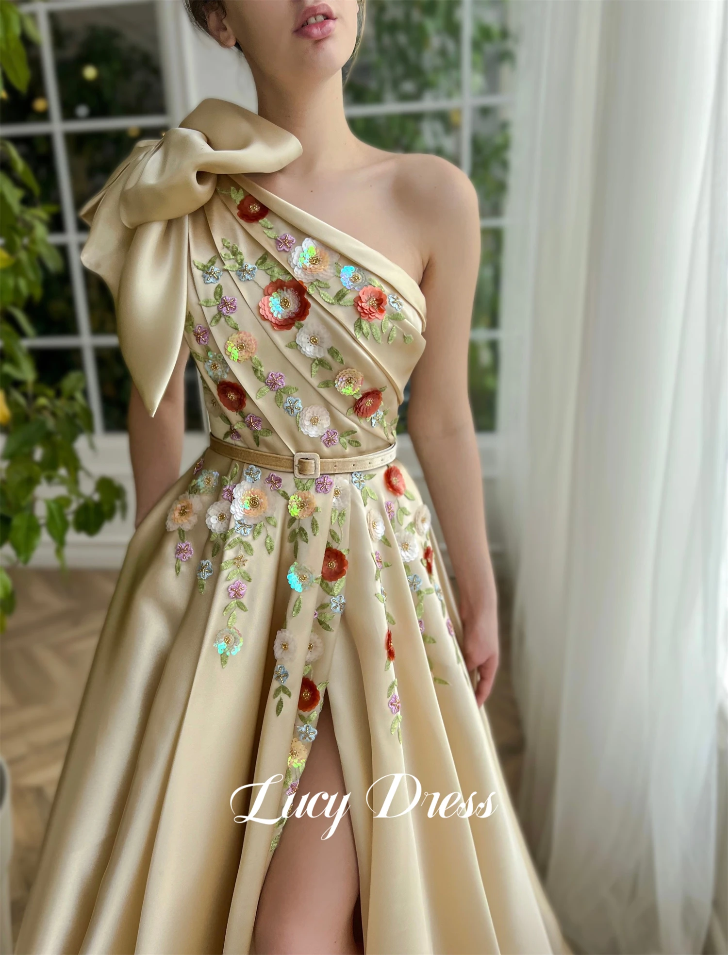 Lucy Wedding Party 3D Sequin Flowers Line A Graduation Gown Ball One Shoulder Sleeve Luxury Prom Dress 2024 Blackgirl Customized