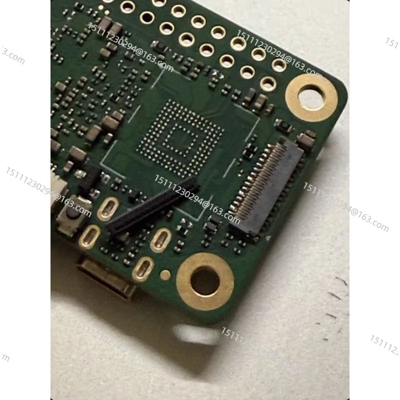 For A7Z octa-core CPU dual-screen display RISC-V co-control