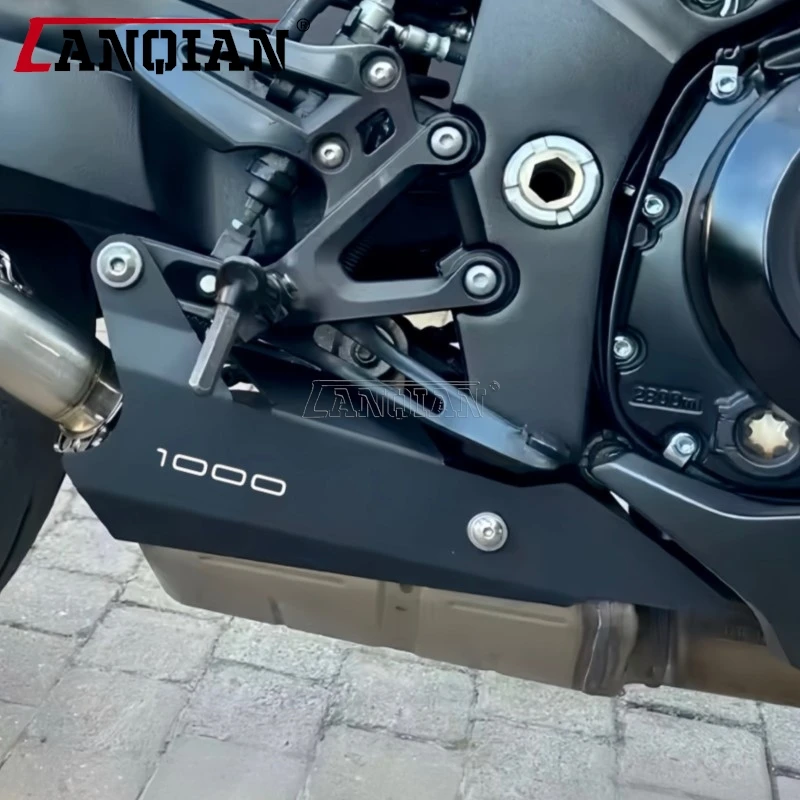 

Exhaust Pipe Cover Guard Protector Motorcycle For Suzuki GSX-S 950 S1000F GSXS 950 GSXS1000 GSX S950 2021 2022 2023 2024 -2026