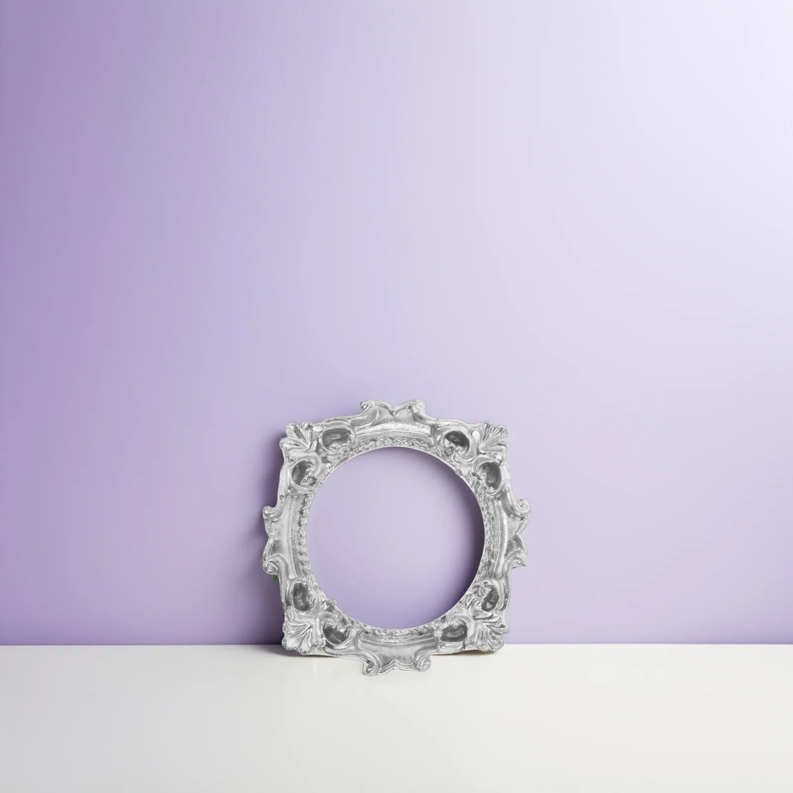 

Luxshiny 4Pcs Retro Small Photo Frames Wall Decor Vintage Gallery Picture Frames for Home Decoration Tiny Fondant Molds