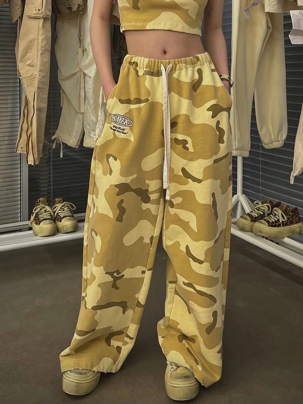 

Street hiphop hiphop drawstring camouflage sweatpants kids summer high waist loose mop wide leg trousers ins