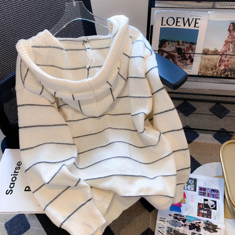 2025年秋冬新作 レディース フード付きセーター プルオーバー ゆったり カジュアル 長袖 ストライプ ニットトップス エレガントニットウェア