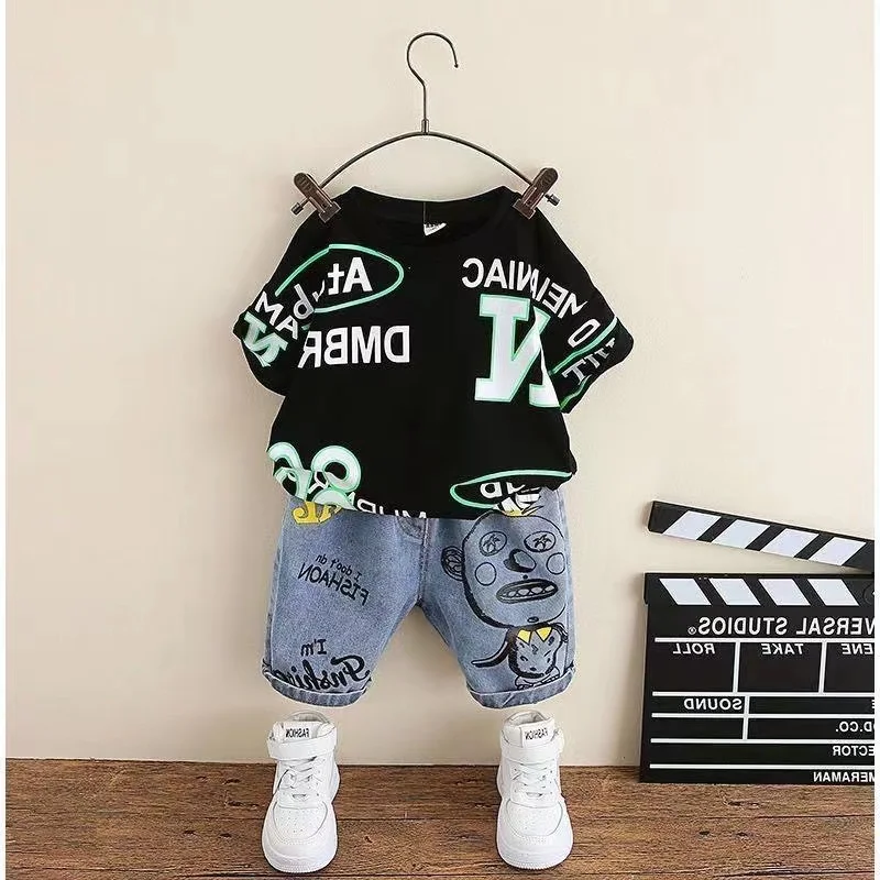 

Boys' Summer Clothing Set New Fashionable Children's Baby Short Sleeve Letter T-shirt Shorts 2-Piece Children's Clothing Set 2-7