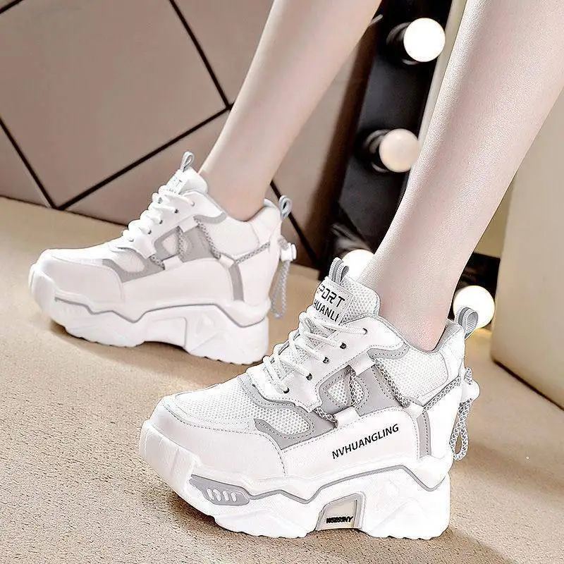 

Spring Autumn Thick Bottom Dad Shoes Women's Sports White Sneakers Fashionable Casual Low Top round Toe Warmth Provided