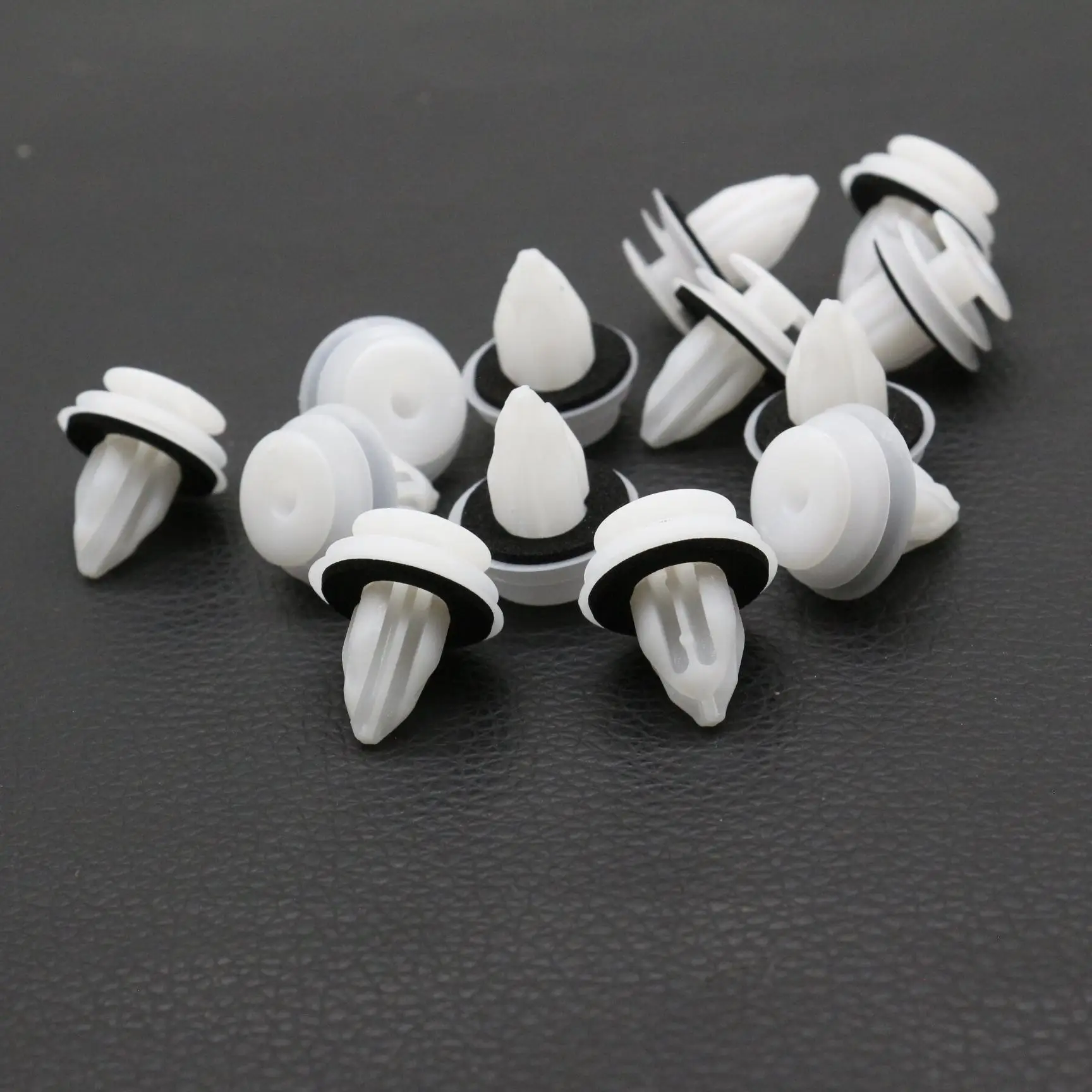 

20 Pcs Door Trim Panel Retainer Moulding Clips With Sealer For Toyota Sienna Tacoma & Lexus IS300 ES330 RX350 RX300 RX400h