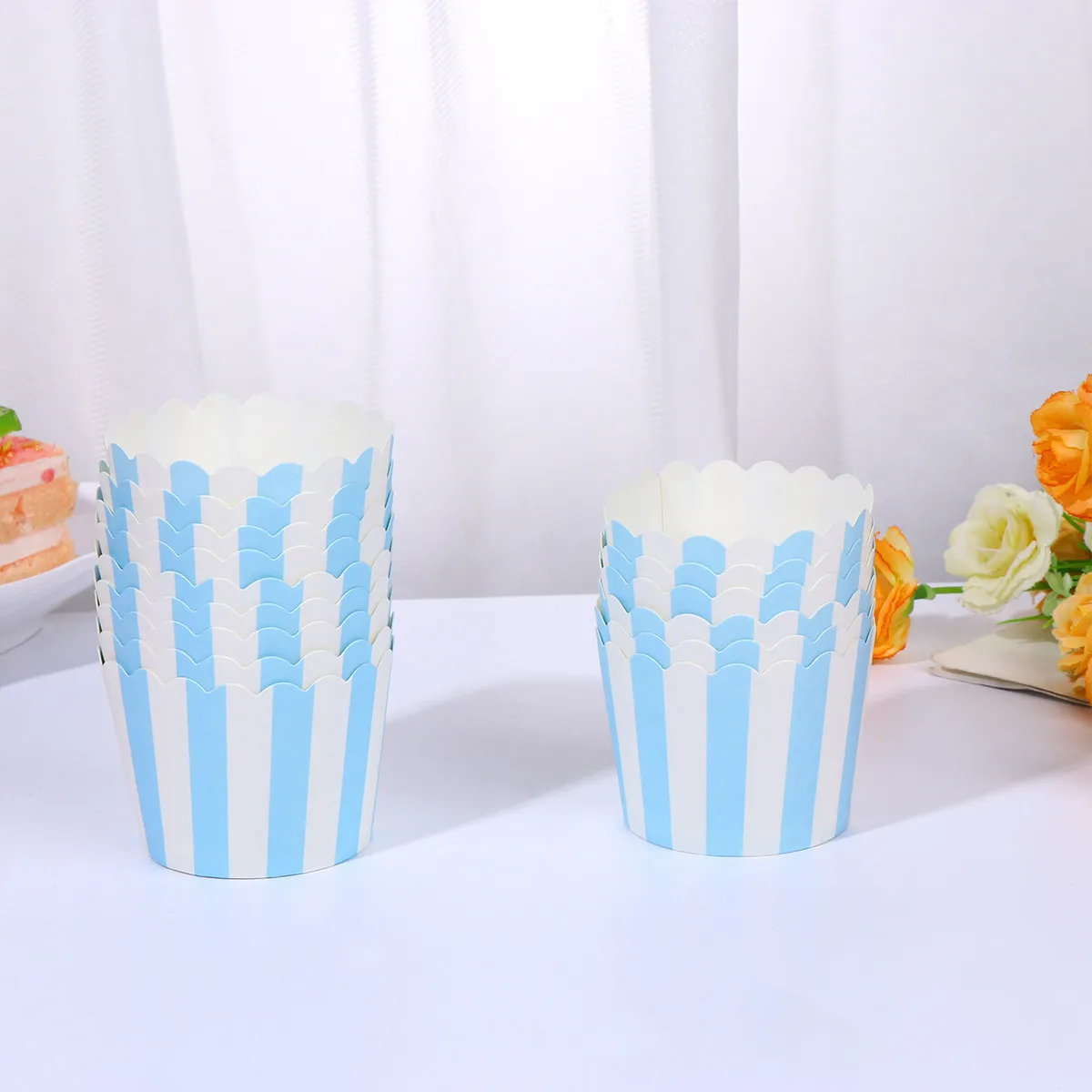 150Pcs Paper Cake Cups Heat Resistant Oven Safe Baking Liners for Cupcakes Desserts Wedding Baby Shower Party Decor