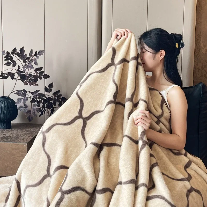 Autumn Winter Warm Blanket Thickened Double Sided Imitation Cashmere Blankets Comfortable Soft Car Sofa Cover Office Nap Throw