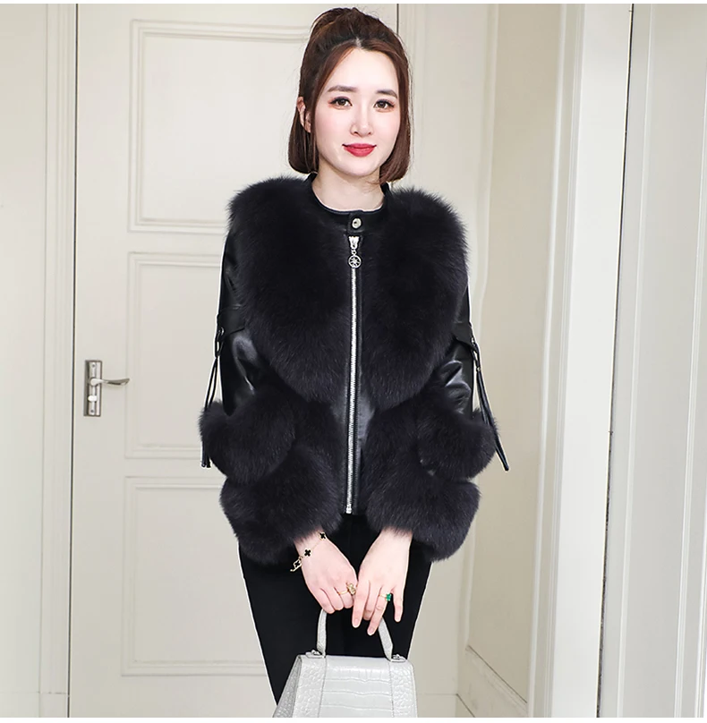 Genuine leather jacket for women's short jacket, fox fur integrated, Haining fur slimming down jacket, winter new coat, thi 2023