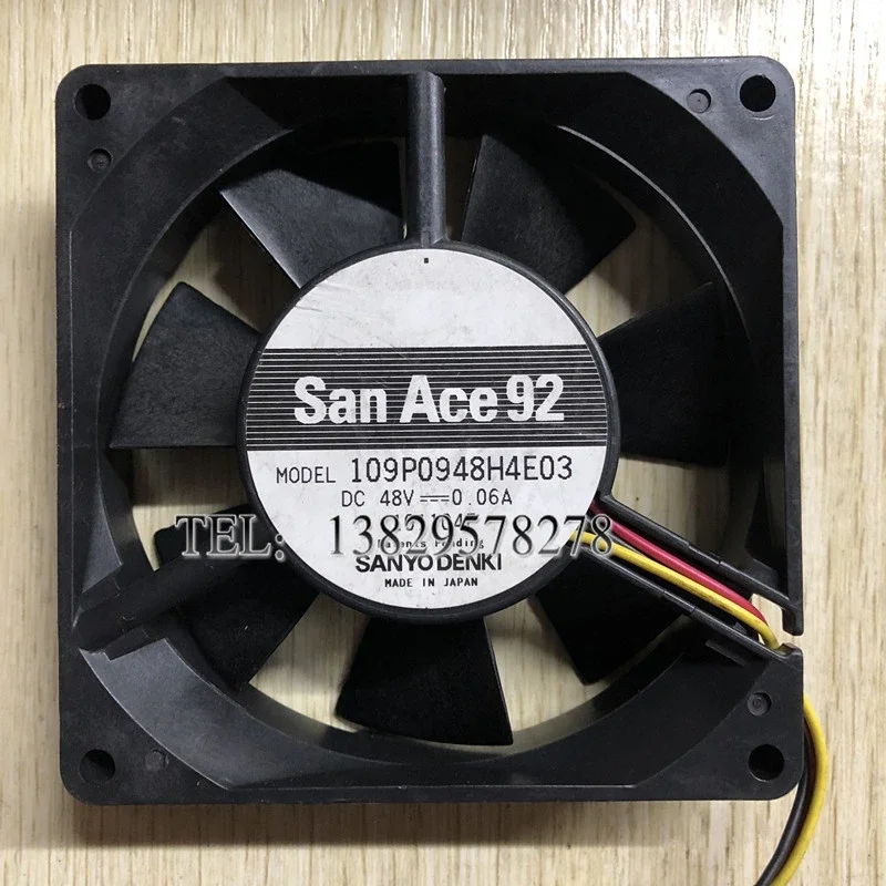 

SANYO DENKI 109P0948H4E03 DC 48V 0.06A 92x92x25mm 3-Wire Server Cooling Fan