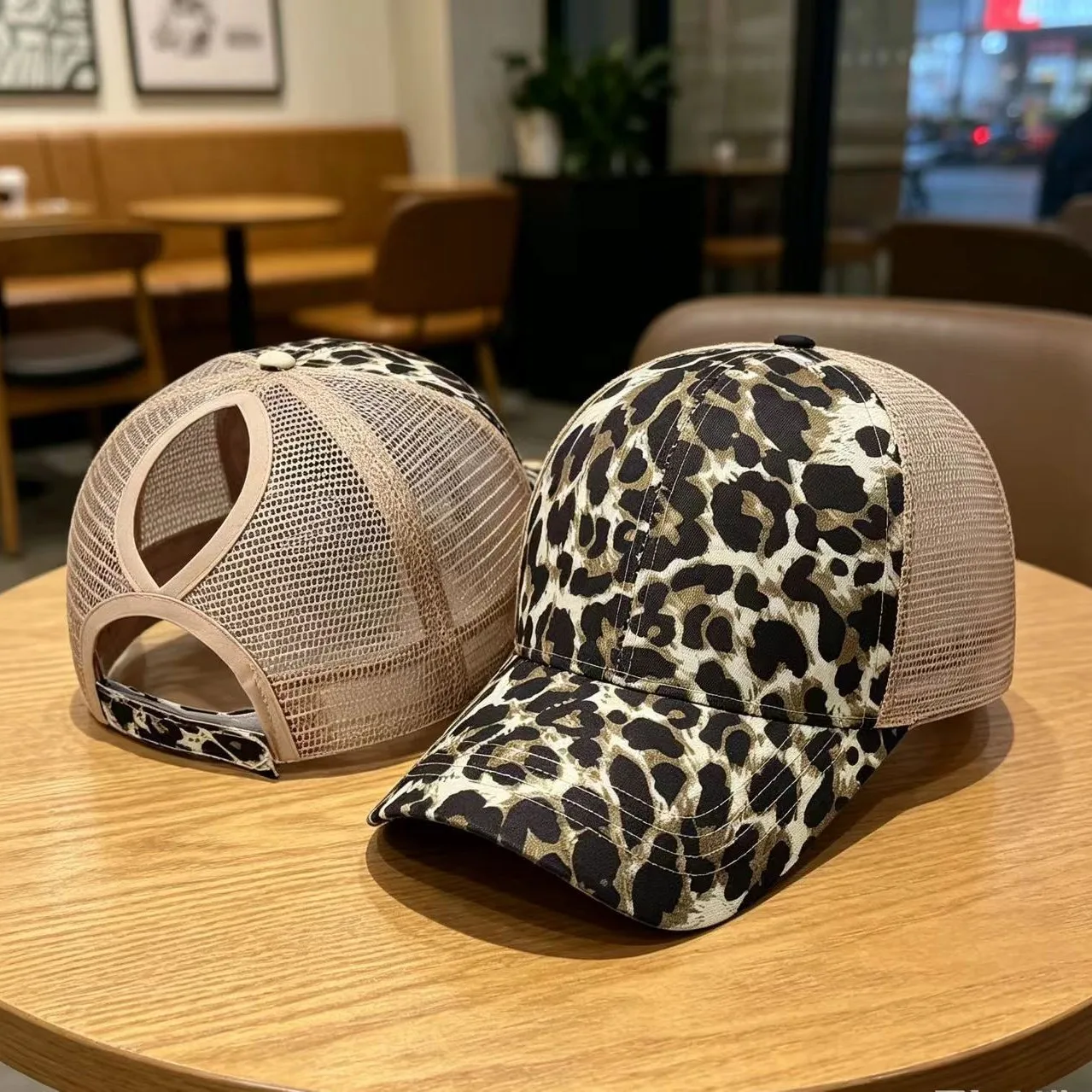 New Hard-top Open Ponytail Leopard Print Baseball Cap Mesh Breathable Sun Cap Unisex Baseball Cap