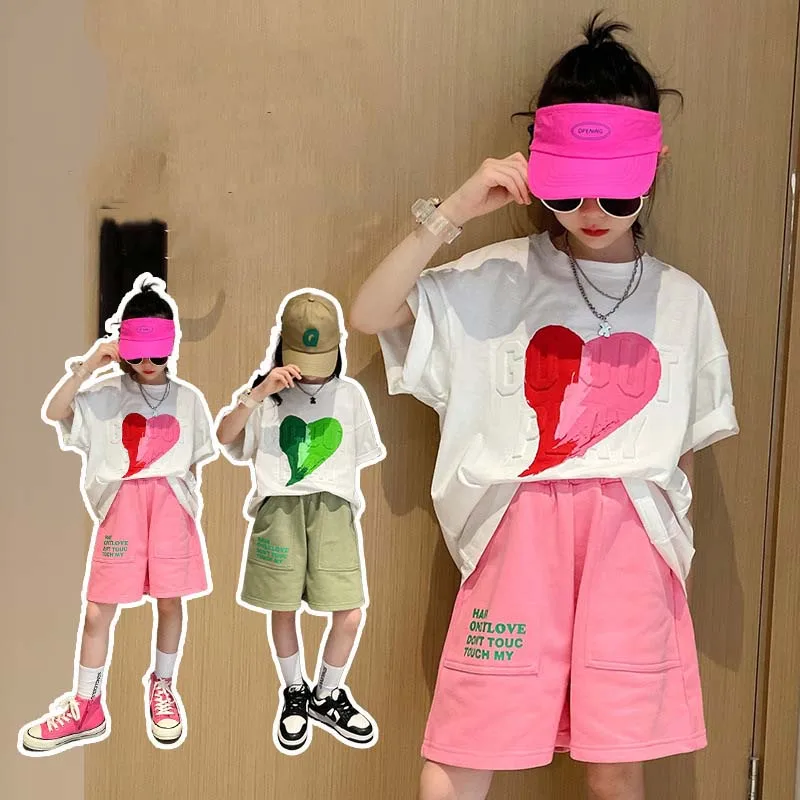 

2024 Korean Summer Junior Girl 2PCS Clothes Set Children Girl Printed T-shirt+Pocket Shorts sets girls from 4-12 years old