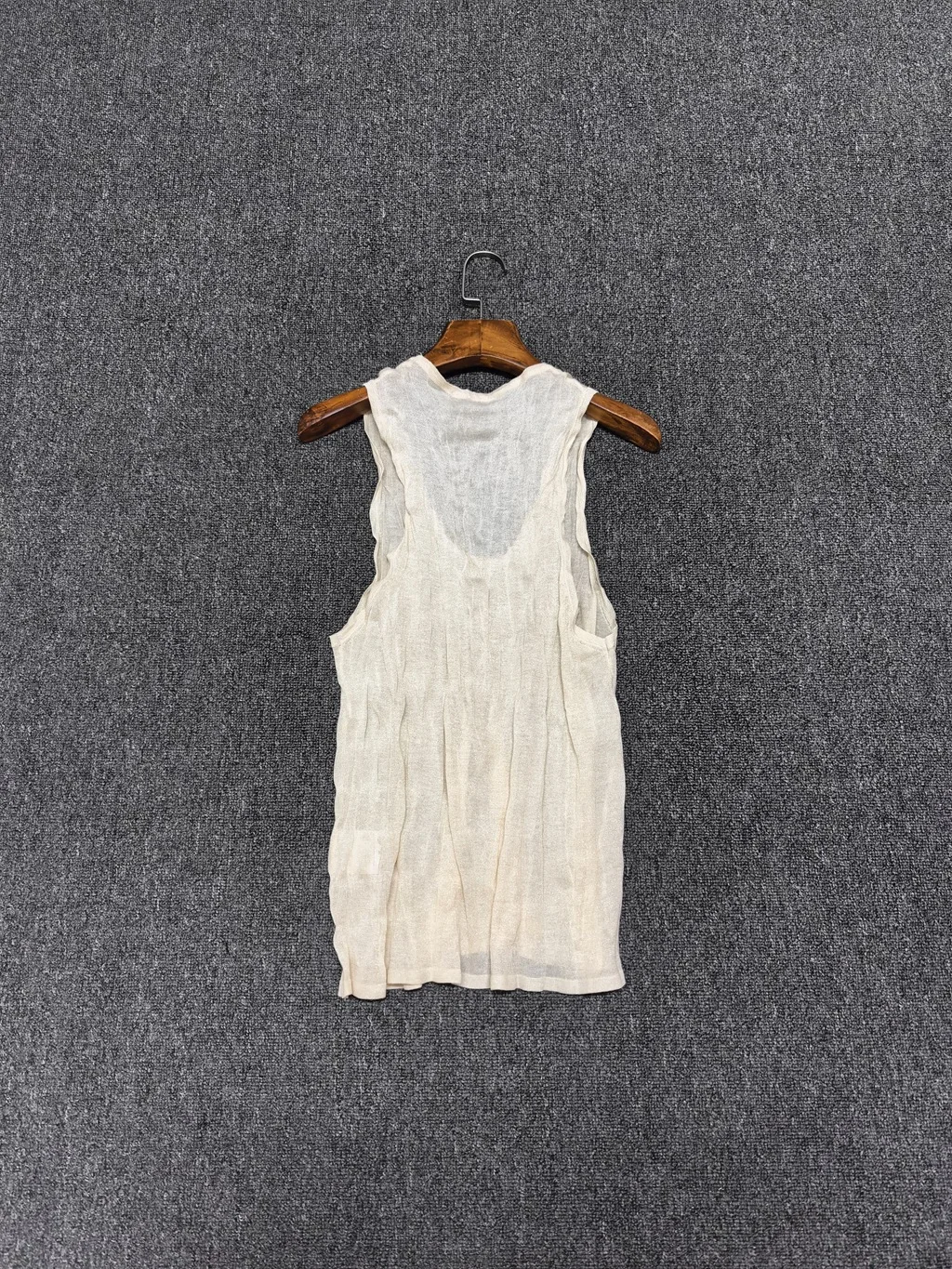 Pleated Knitted Slim-Fit U-Neck Vest For Women, New Spring/Summer 2026 Style, Sleeveless Inner Layer Top.