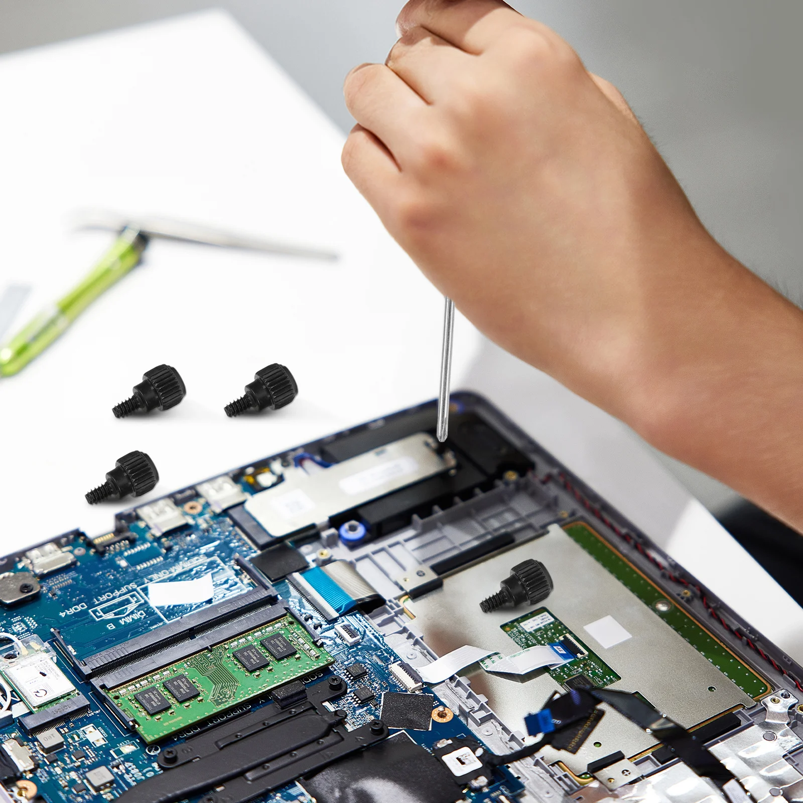 

20 pcs Computer Screws Carbon Steel Manual Thumbscrews For Pc Case Fan Hard Drive Power Supply Motherboard Graphics Hardware